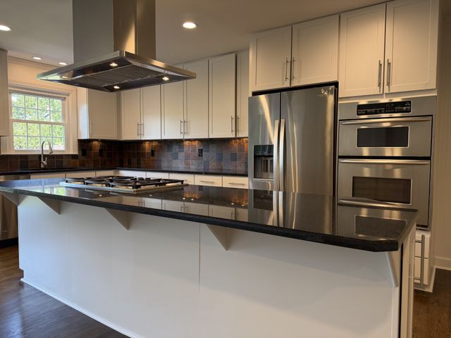 2602 W Linden Ave, Nashville, TN 37212