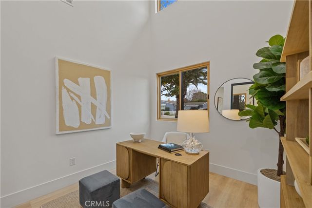 1935 Tustin, Costa Mesa, CA 92627