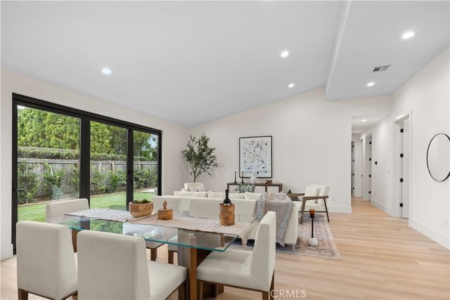 1935 Tustin, Costa Mesa, CA 92627