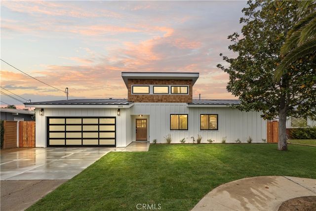 1935 Tustin, Costa Mesa, CA 92627