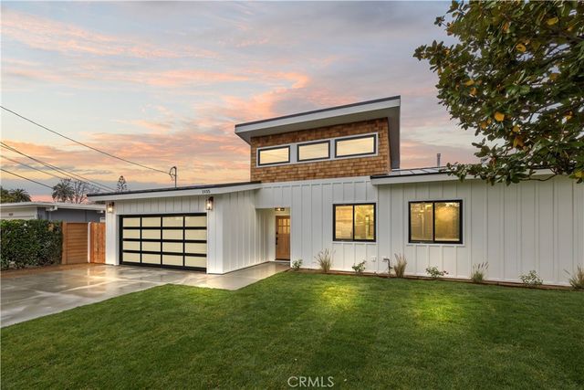 1935 Tustin, Costa Mesa, CA 92627