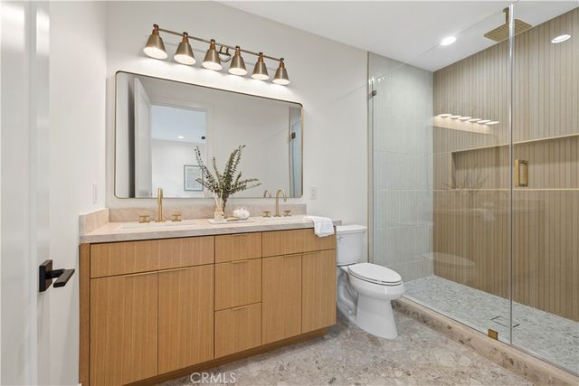 1935 Tustin, Costa Mesa, CA 92627