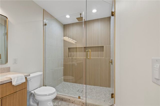 1935 Tustin, Costa Mesa, CA 92627