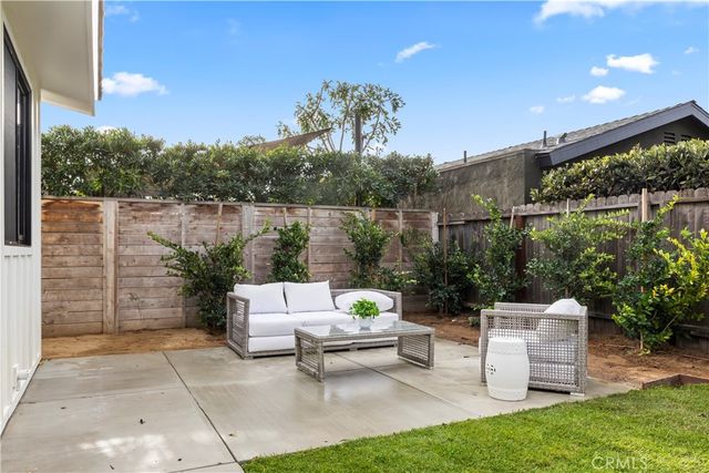 1935 Tustin, Costa Mesa, CA 92627