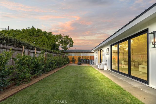 1935 Tustin, Costa Mesa, CA 92627