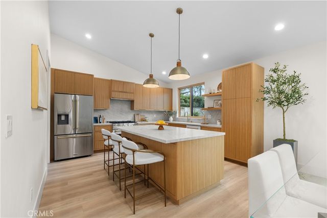 1935 Tustin, Costa Mesa, CA 92627