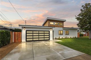 1935 Tustin, Costa Mesa, CA 92627