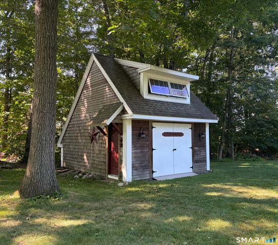 68 High Street, Portland, CT 06480