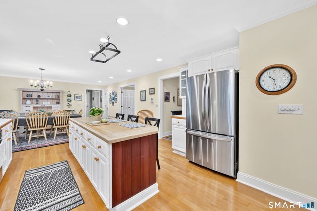 68 High Street, Portland, CT 06480