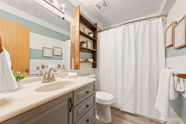 3809 231st Street E, Spanaway, WA 98387