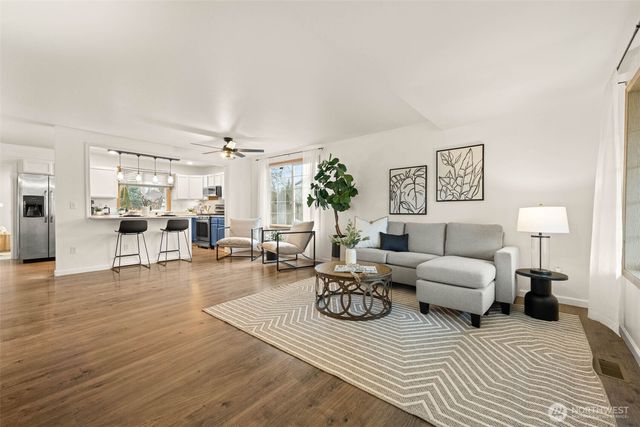 3809 231st Street E, Spanaway, WA 98387