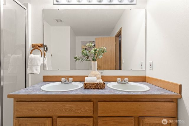 3809 231st Street E, Spanaway, WA 98387