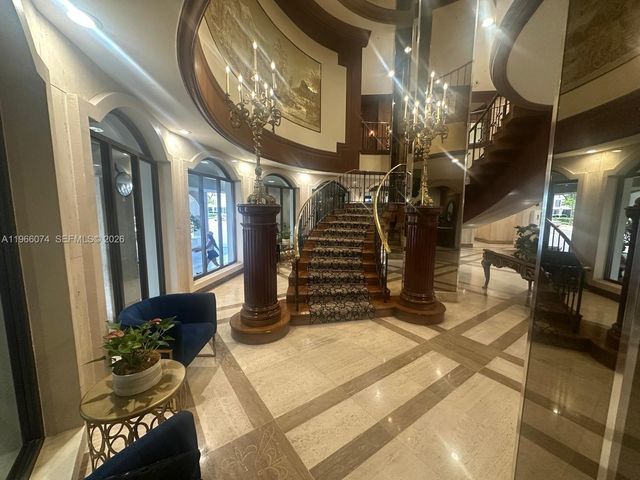 6039 Collins Ave 1625, Miami Beach, FL 33140