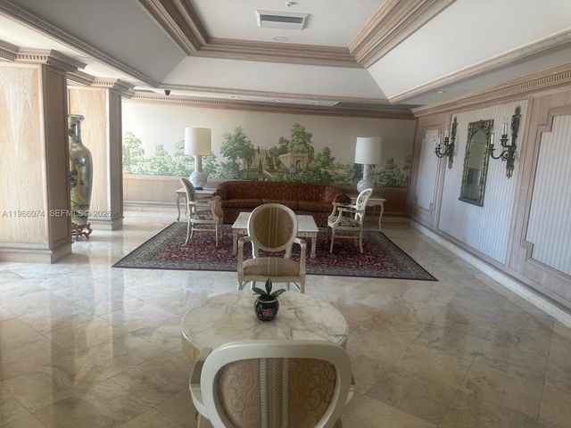 6039 Collins Ave 1625, Miami Beach, FL 33140