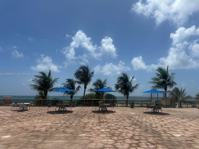 6039 Collins Ave 1625, Miami Beach, FL 33140