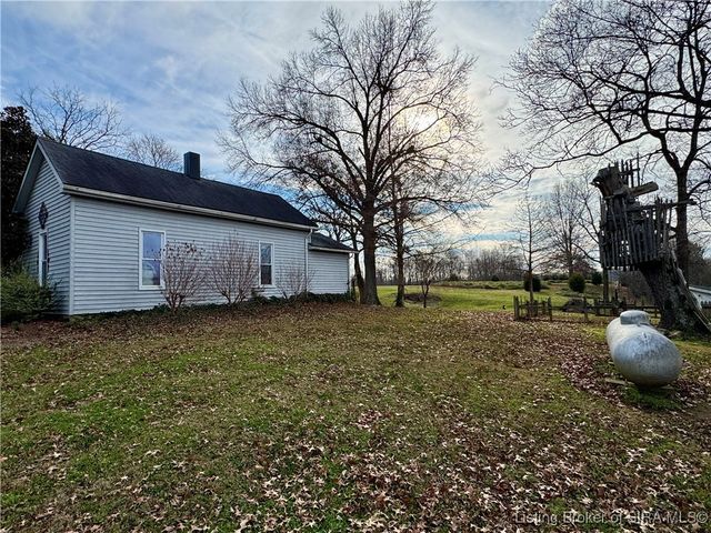 6113 Hibernia Road, Charlestown, IN 47111