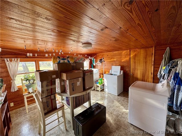 6113 Hibernia Road, Charlestown, IN 47111