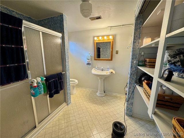 6113 Hibernia Road, Charlestown, IN 47111