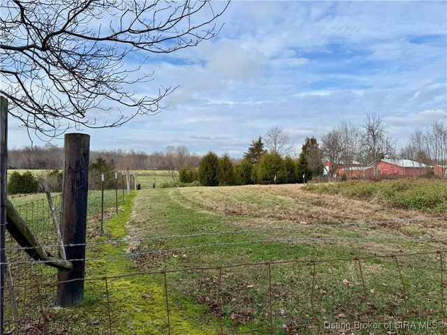 6113 Hibernia Road, Charlestown, IN 47111