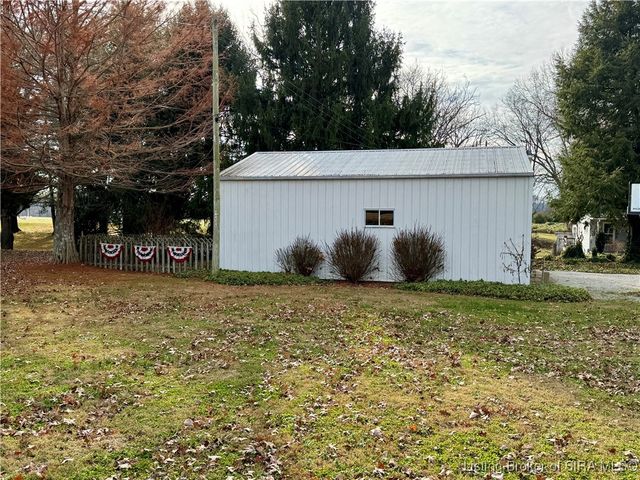 6113 Hibernia Road, Charlestown, IN 47111