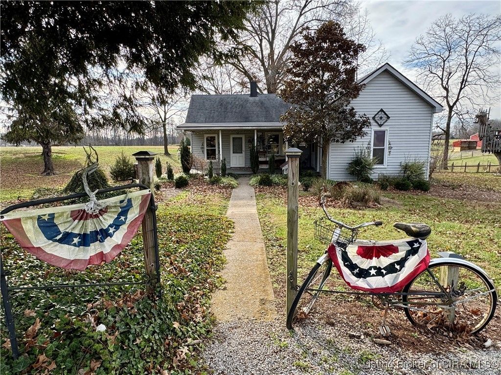 6113 Hibernia Road, Charlestown, IN 47111