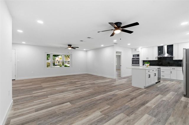 3084 SPIREA STREET, Sarasota, FL 34231