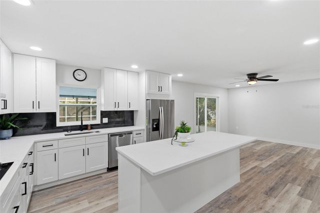 3084 SPIREA STREET, Sarasota, FL 34231