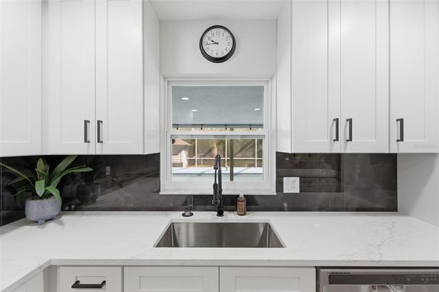 3084 SPIREA STREET, Sarasota, FL 34231