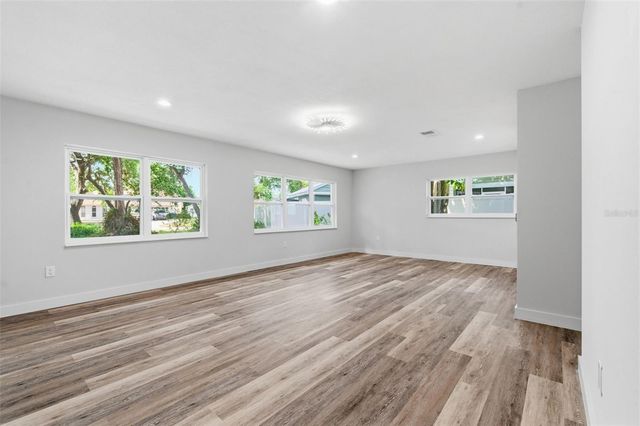 3084 SPIREA STREET, Sarasota, FL 34231