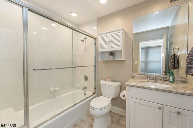 262 Main St 103, Little Falls Twp., NJ 07424
