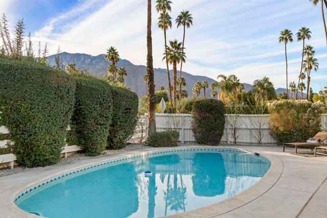 1111 S San Joaquin, Palm Springs, CA 92264