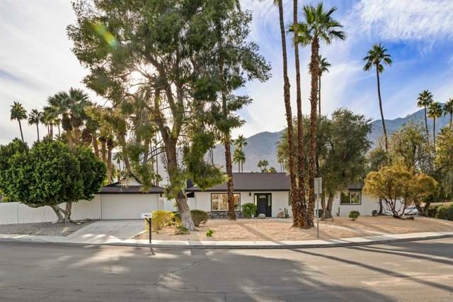 1111 S San Joaquin, Palm Springs, CA 92264