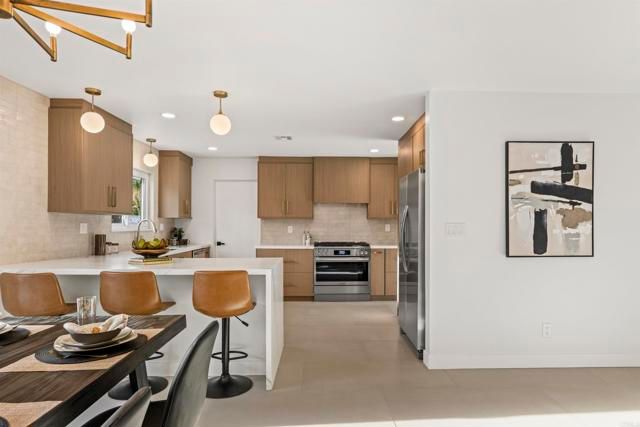 1111 S San Joaquin, Palm Springs, CA 92264