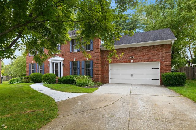 2820 Ashbrooke Drive, Lexington, KY 40513
