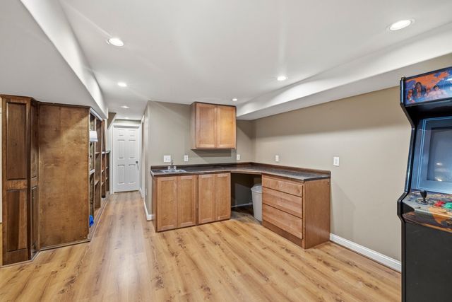 2820 Ashbrooke Drive, Lexington, KY 40513