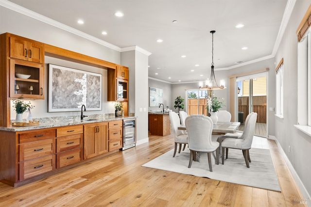 1972 Gardenview Cir, Santa Rosa, CA 95403