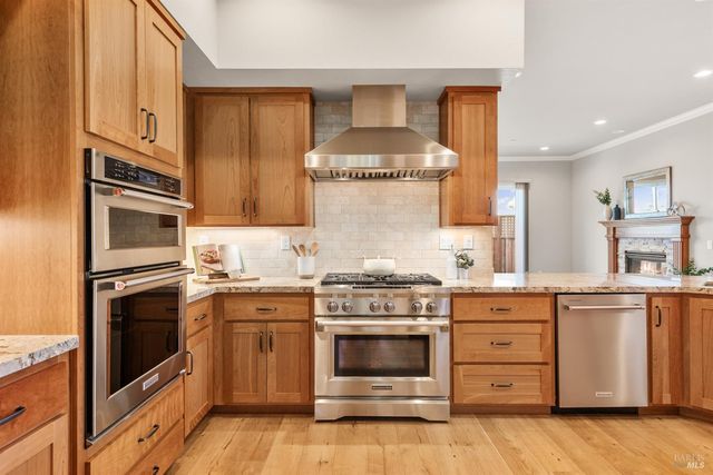 1972 Gardenview Cir, Santa Rosa, CA 95403