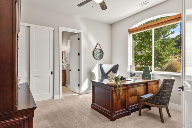 1972 Gardenview Cir, Santa Rosa, CA 95403