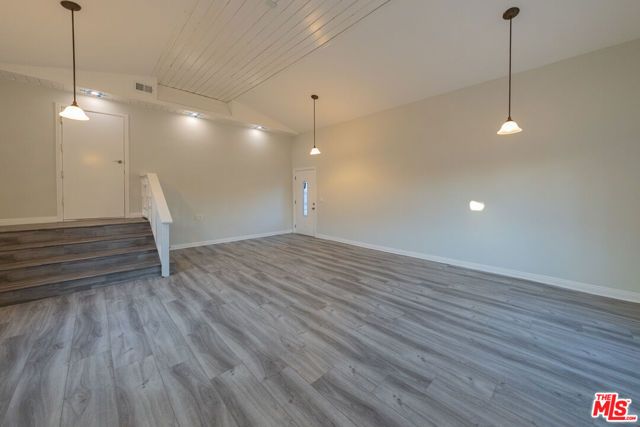 10636 Nettleton Street, Sun Valley (los Angeles), CA 91352