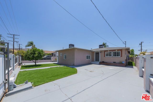 10636 Nettleton Street, Sun Valley (los Angeles), CA 91352