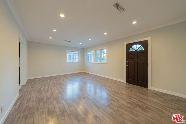 10636 Nettleton Street, Sun Valley (los Angeles), CA 91352