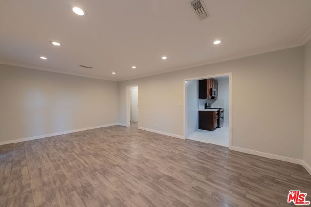10636 Nettleton Street, Sun Valley (los Angeles), CA 91352