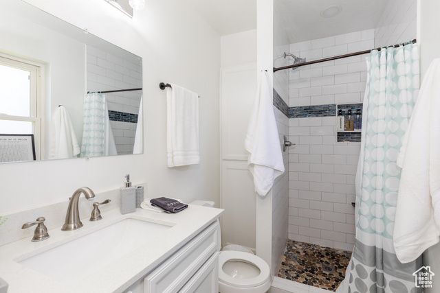 330 E 100 N, Hyde Park, UT 84318