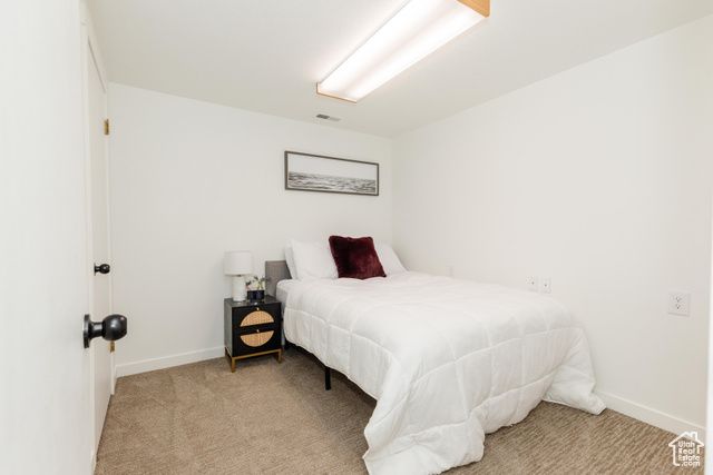 330 E 100 N, Hyde Park, UT 84318