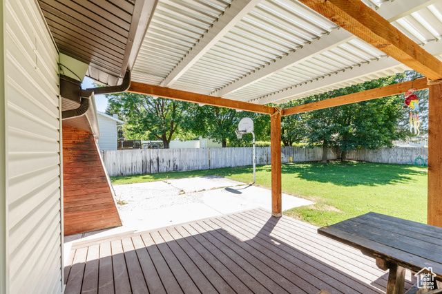 330 E 100 N, Hyde Park, UT 84318