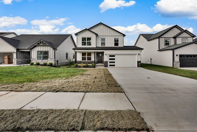 2804 Brewster Dr, Clarksville, TN 37042