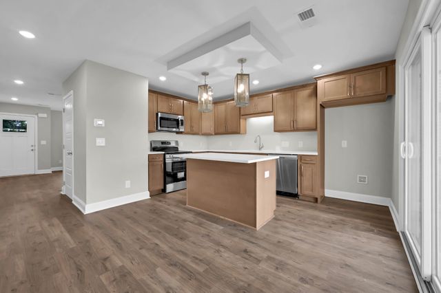 2804 Brewster Dr, Clarksville, TN 37042