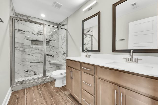 2804 Brewster Dr, Clarksville, TN 37042