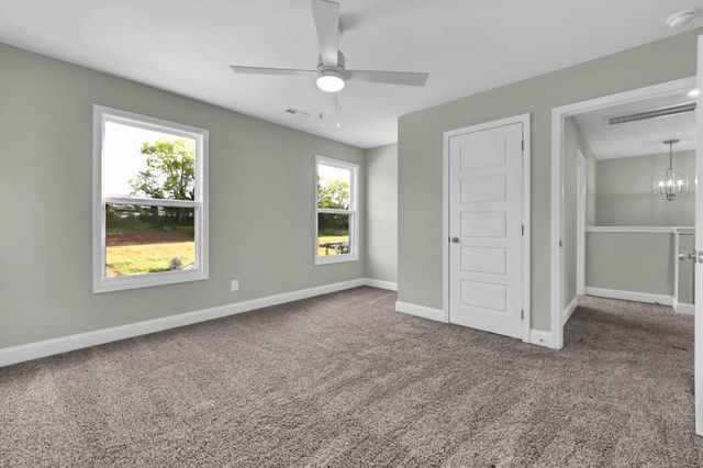 2804 Brewster Dr, Clarksville, TN 37042