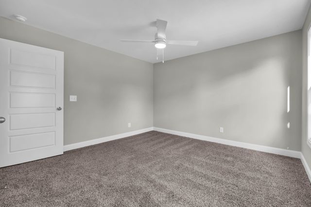 2804 Brewster Dr, Clarksville, TN 37042
